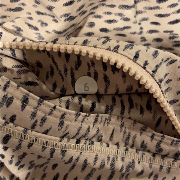 🍋 Lululemon Step Lively Crop - Picture 3 of 6